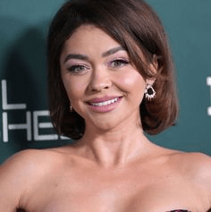 Sarah Hyland: Modern Family Star’s Career, Health & 2025 Projects Sarah Hyland: Modern Family Star’s Career, Health